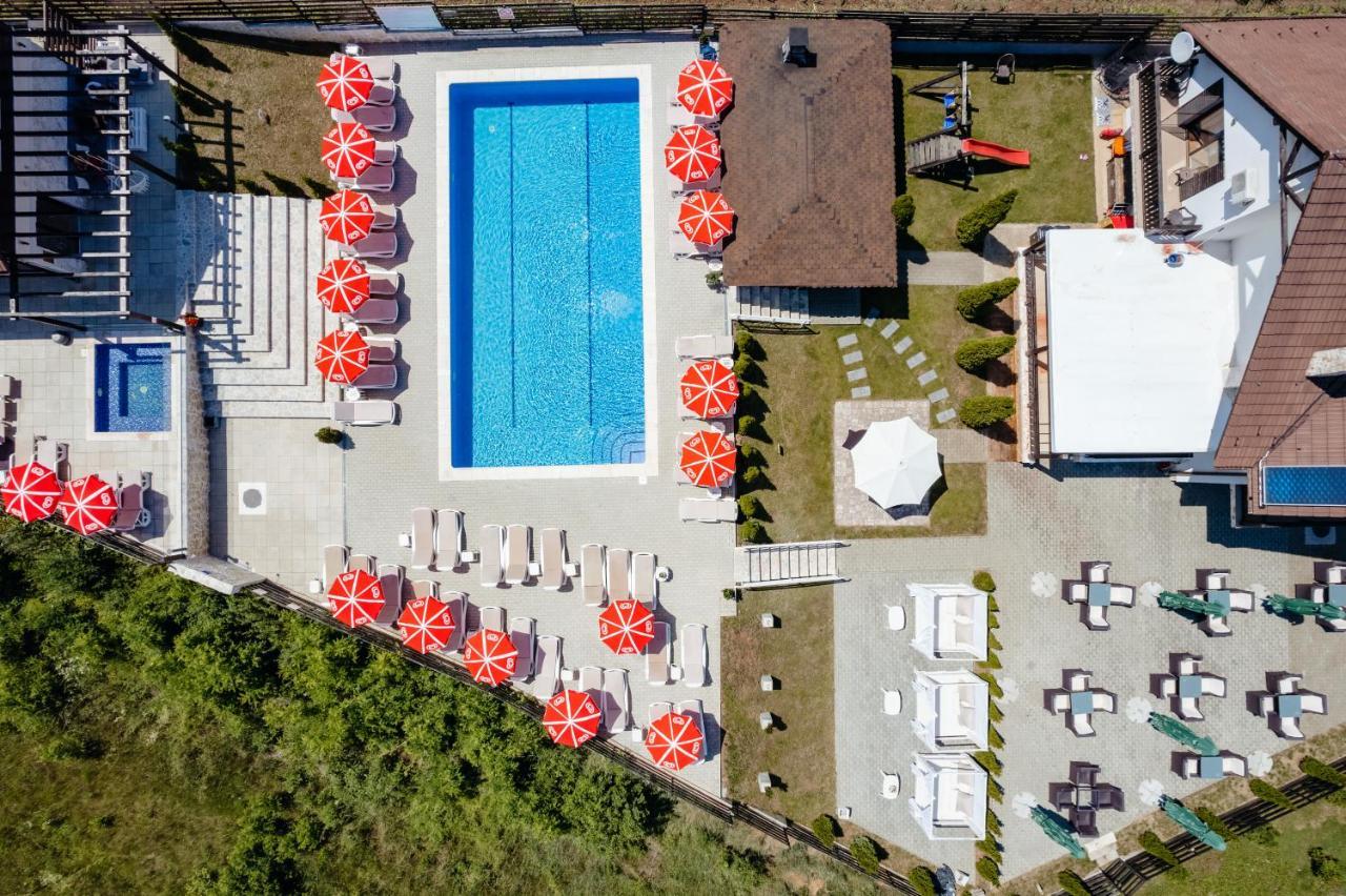 Pensiunea Perla Transilvaniei Moldoveneşti Exterior foto